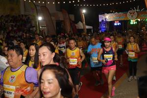 BIB: 081, 0021, 381592, 16297
                            <button type="button" onclick="openModal(9884499)" class="btn btn-primary btn-sm float-right btn-popup" data-toggle="modal" data-target=".modal-high-quality">
                        <i class="fas fa-shopping-cart"></i> Add to Cart
                    </button>
                                            <button type="button" onclick="isThisMe(9884499, true)" class="btn btn-success btn-sm float-right btn-popup btn-isme hidden" data-toggle="tooltip" data-placement="bottom" title="นี่คือรูปของคุณใช่ไหม คลิกที่นี่เพื่อเอาเข้าอัลบั้ม">
                        <i class="fas fa-plus"></i> Add to album
                    </button>
                    <button type="button" onclick="isThisMe(9884499, false)" class="btn btn-warning btn-sm float-right btn-popup btn-isnotme hidden">
                        <i class="fas fa-ban"></i> Remove from album
                    </button>